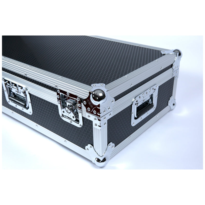 Pedaltrain Classic 3 Pedalboard with Wheeled Black Honeycomb Tour Case - 8